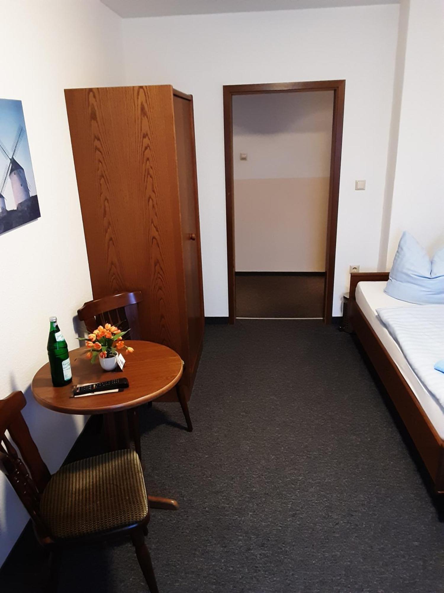 Goldener Anker Hotel Genthin Room photo